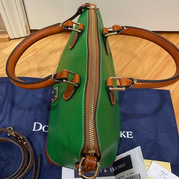 SOLD Dooney & Bourke Kelly Green Darcy Satchel - Picture 6 of 13